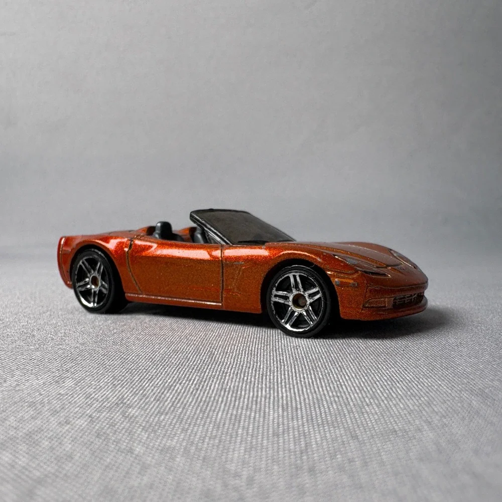 Hot Wheels Corvette C6 Convertible Metallic Orange Diecast Car Malaysia B35 1:64